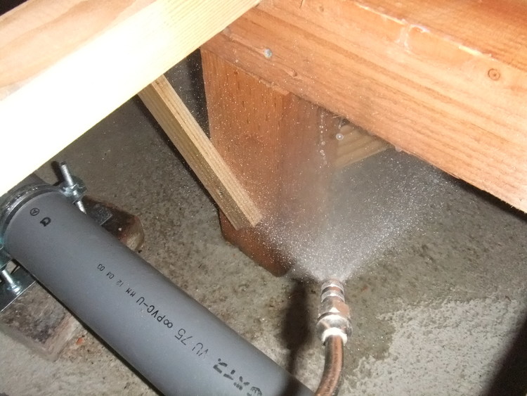 国本白蟻工務店