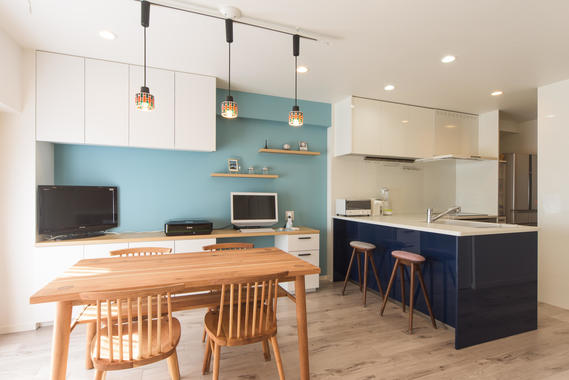 株式会社まるや