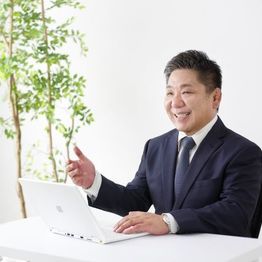 ファミリーホームズ