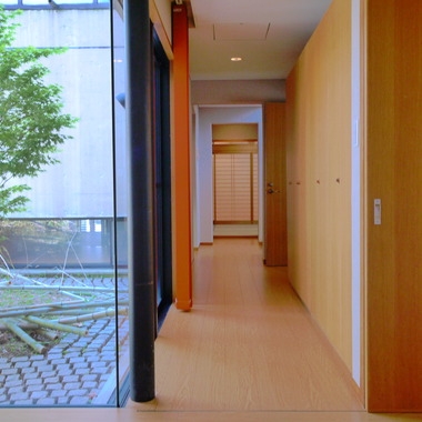 店舗併用住宅 廊下