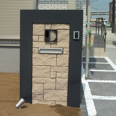 外構工事 完了 玄関ポスト