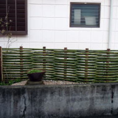 日本庭園施工後の竹垣 正面