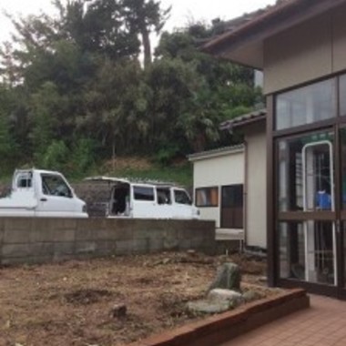 庭木と雑草対策後