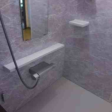 【LIXIL　リノビオV　Fタイプ　1418サイズ】　マンションユニットバスからのリフォームの施工後写真（4枚目）