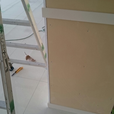 スーパー内工事作業中 1