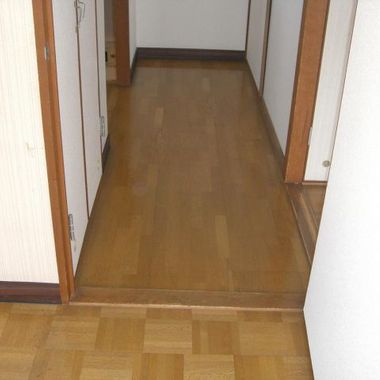フローリング張替えでバリアフリーにの施工前写真（0枚目）
