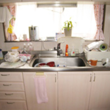 キッチンリフォーム前 キッチン正面