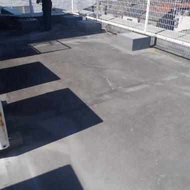 5階建て社屋ビル 屋上