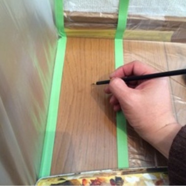 フローリングの焦げ補修途中