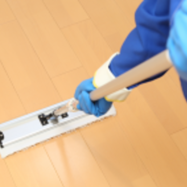 ワックスがけで汚れ防止と艶出し