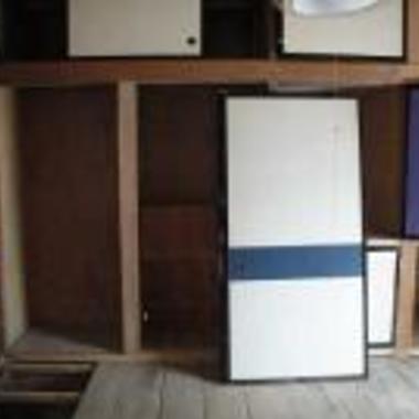 施工前の押入れ