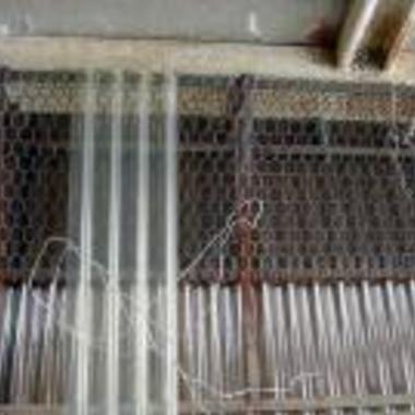 清掃前の屋根雪止