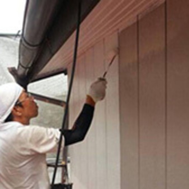 塗装作業 白い壁