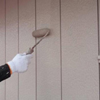 塗装作業手元 白い壁2