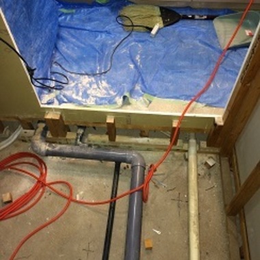 ユニットバス交換工事作業 配管