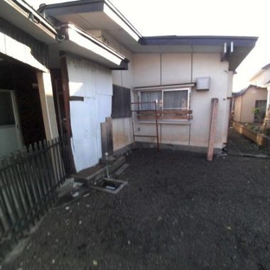 窓の雪囲い設置前