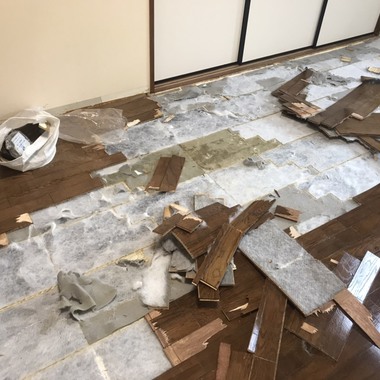 フローリング・壁紙・張替えの施工前写真（1枚目）