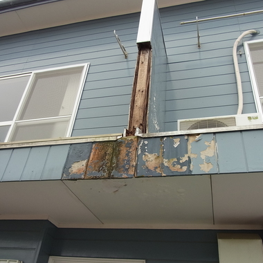 アパートベランダ雨漏れ修繕工事前 アップ画像2