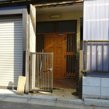 玄関ドア交換工事前