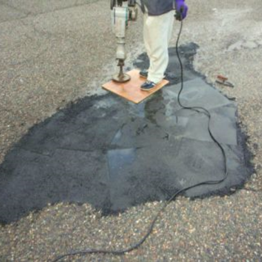 駐車場アスファルト補修工事 途中2