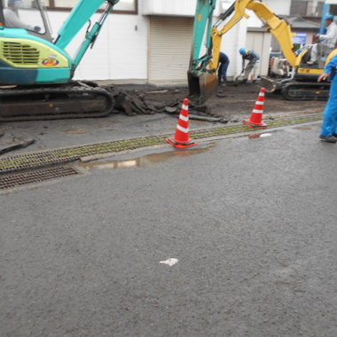 駐車場アスファルト全面舗装工事 途中1