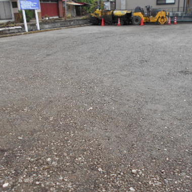 駐車場アスファルト全面舗装工事 途中2