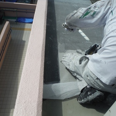 庇ウレタン塗膜防水塗装 途中1