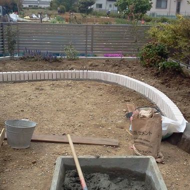 庭 リフォ-ム工事風景