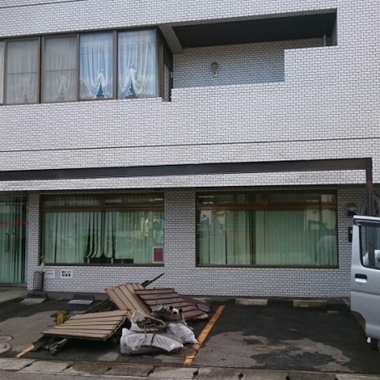 カーポートリフォーム作業中 1